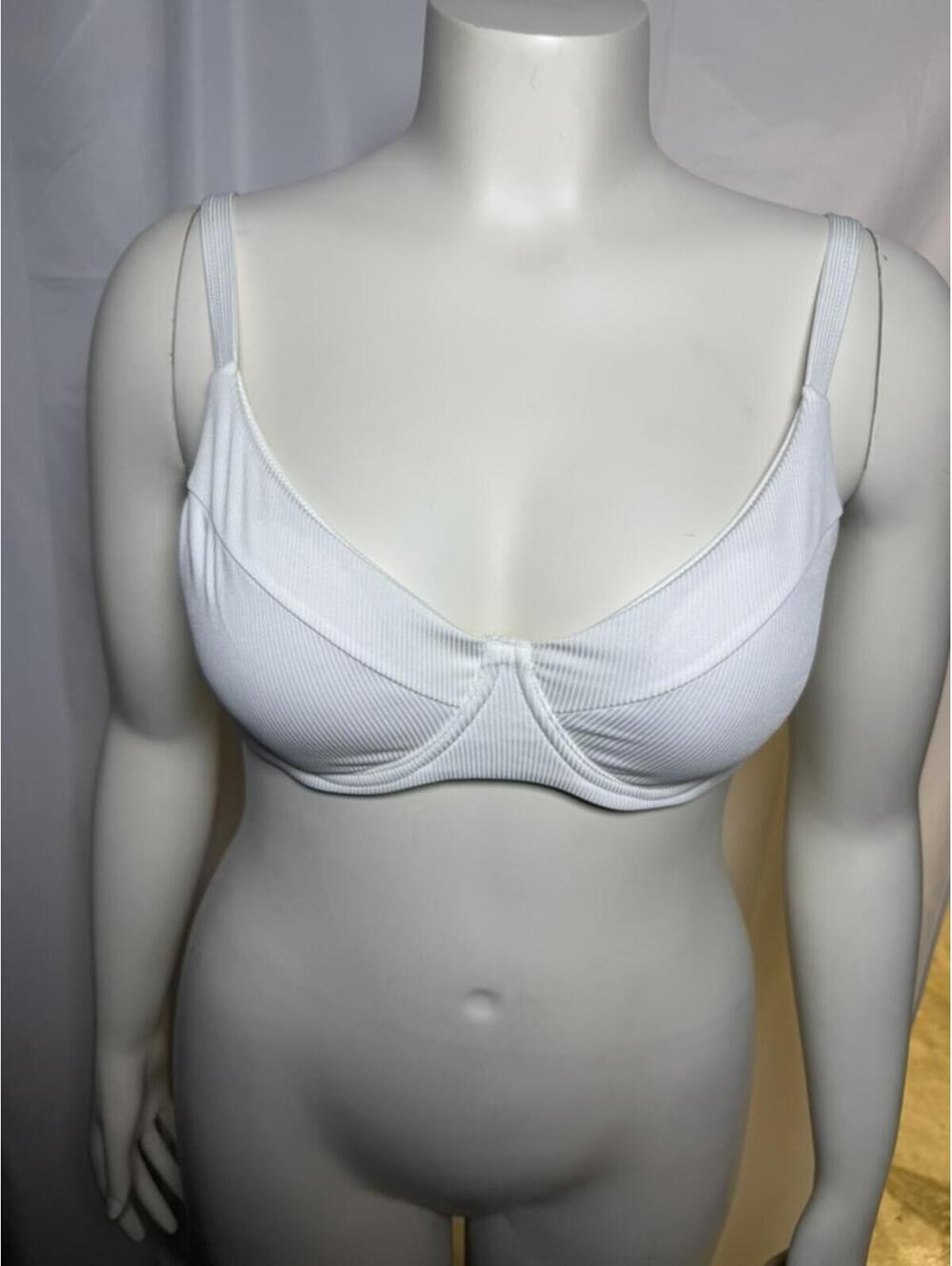 Zaful Large 8-10 White Ribbed Underwire Bikini Swim Top Back Tie Closure NWT